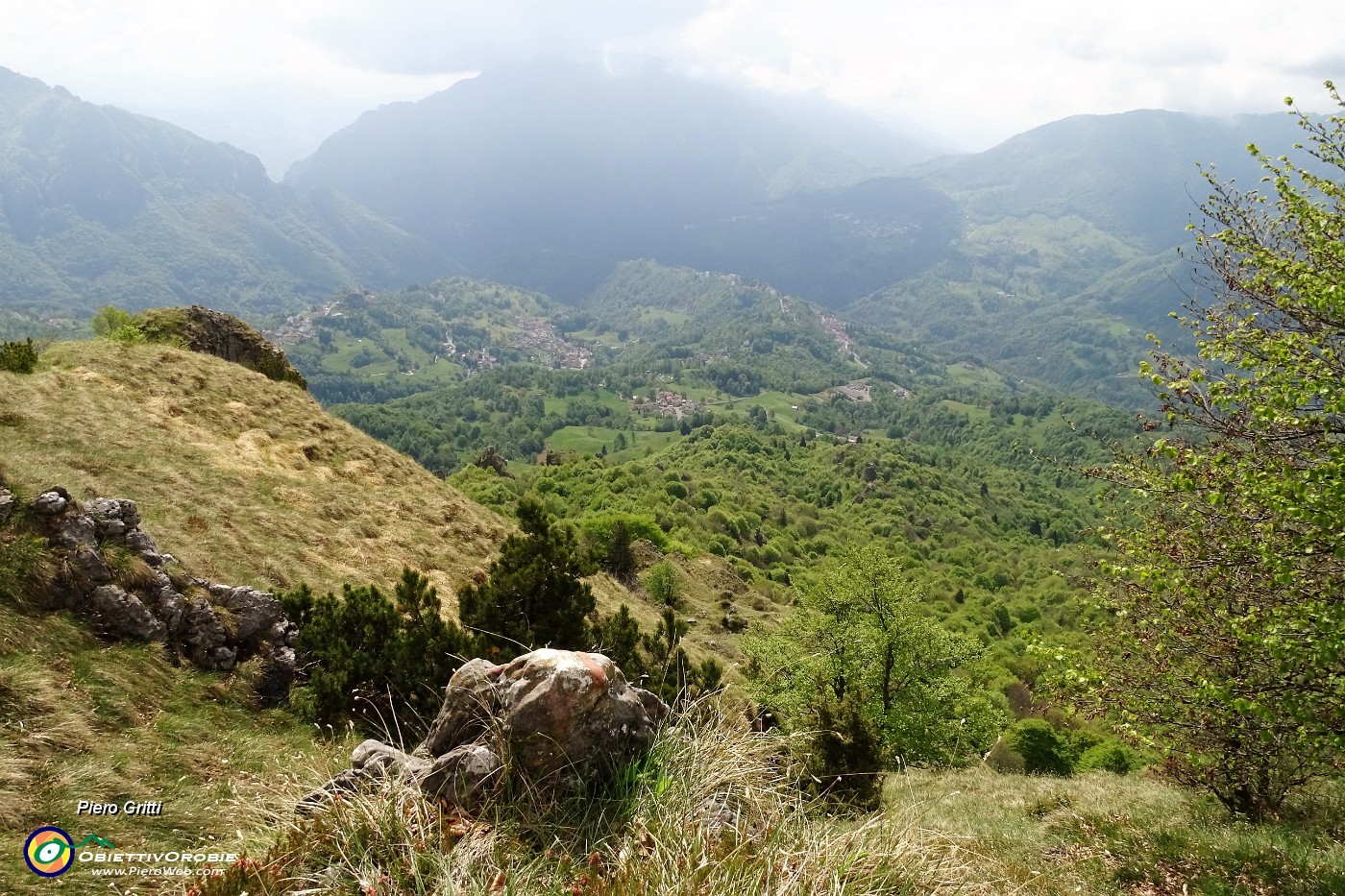 47 Vista sulla Val Taleggio.JPG